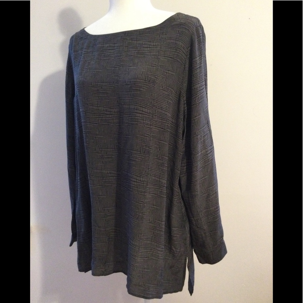 Eileen Fisher 100% Silk Top, Sz L/G, button sleeve